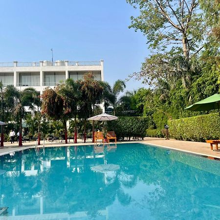 Winsome Resort & Spa Corbett Rāmnagar Exterior foto