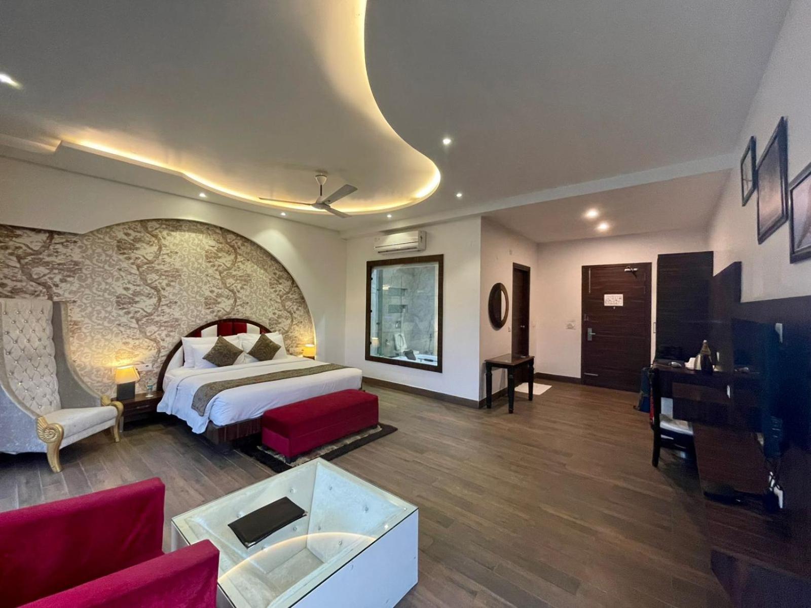 Winsome Resort & Spa Corbett Rāmnagar Exterior foto